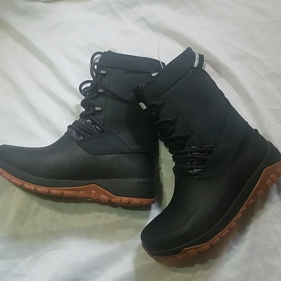 north face yukiona mid boots